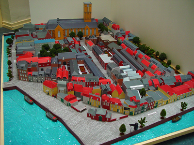 878192 Afbeelding van een deel van de 'kale' maquette van het noordoostelijk deel van ‘Wijk C anno 1925’ , gemaakt door ...